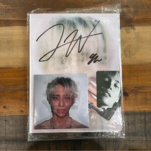 Jung jaewon ONE private signed album